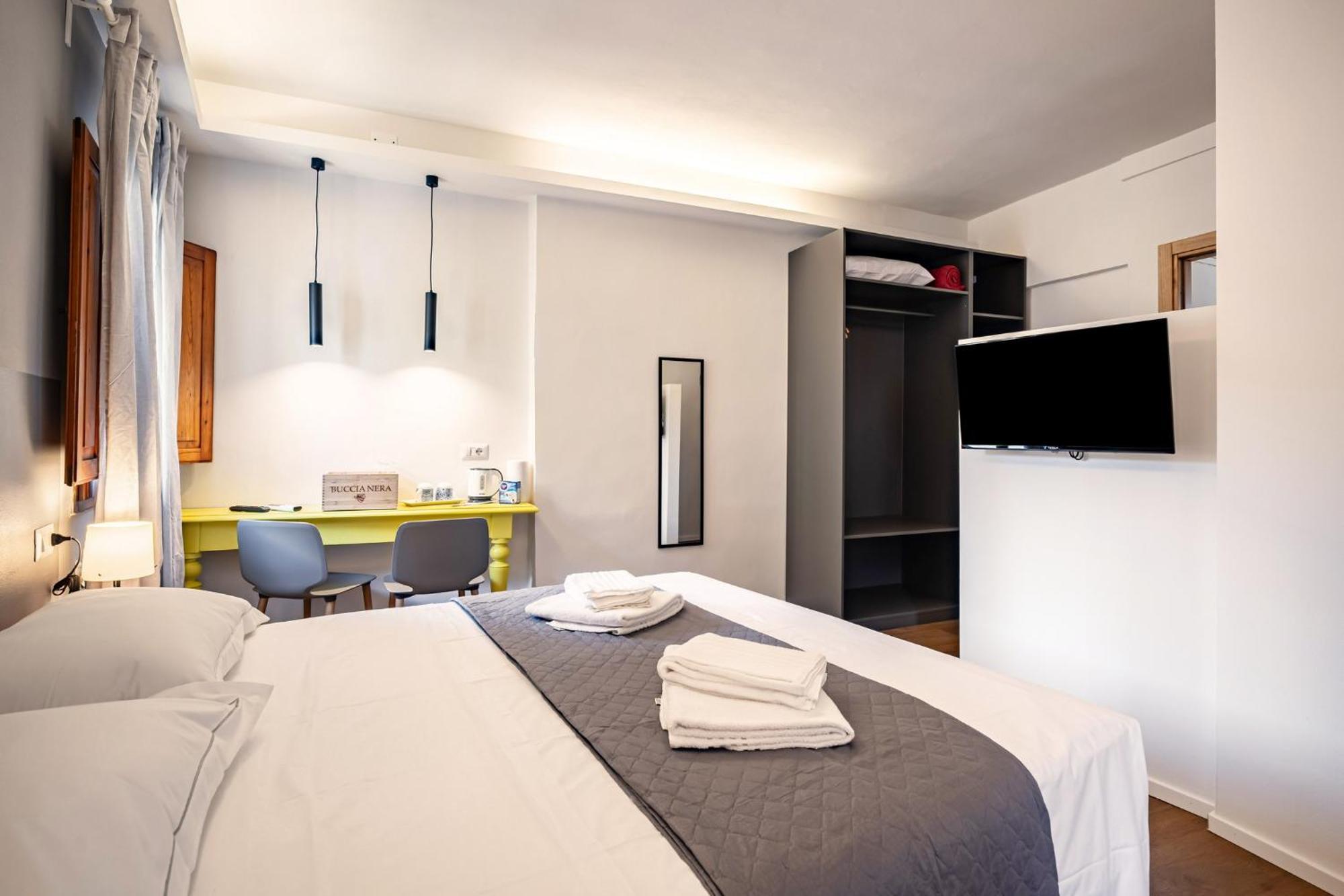 Pisana 236 Suites Firenze Eksteriør billede